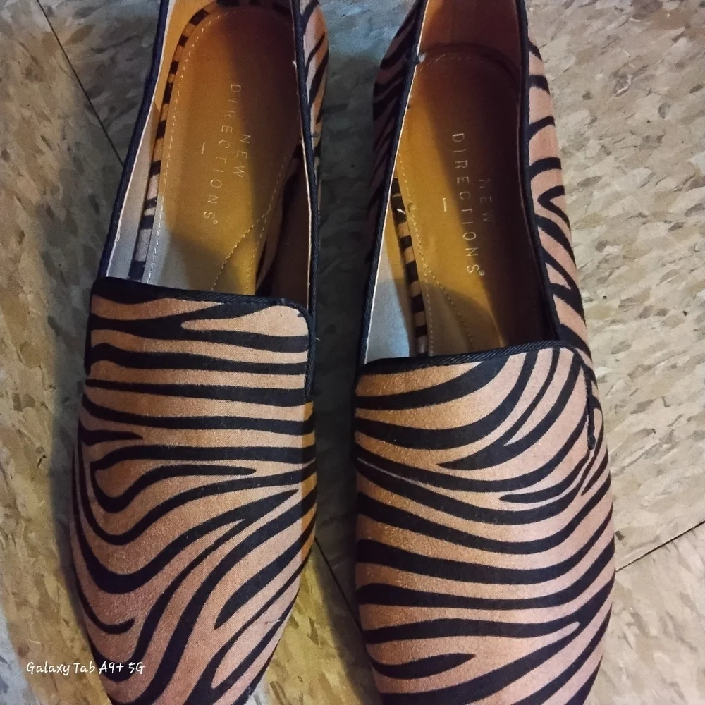 new directions Pink and Black Zebra Print Loafers